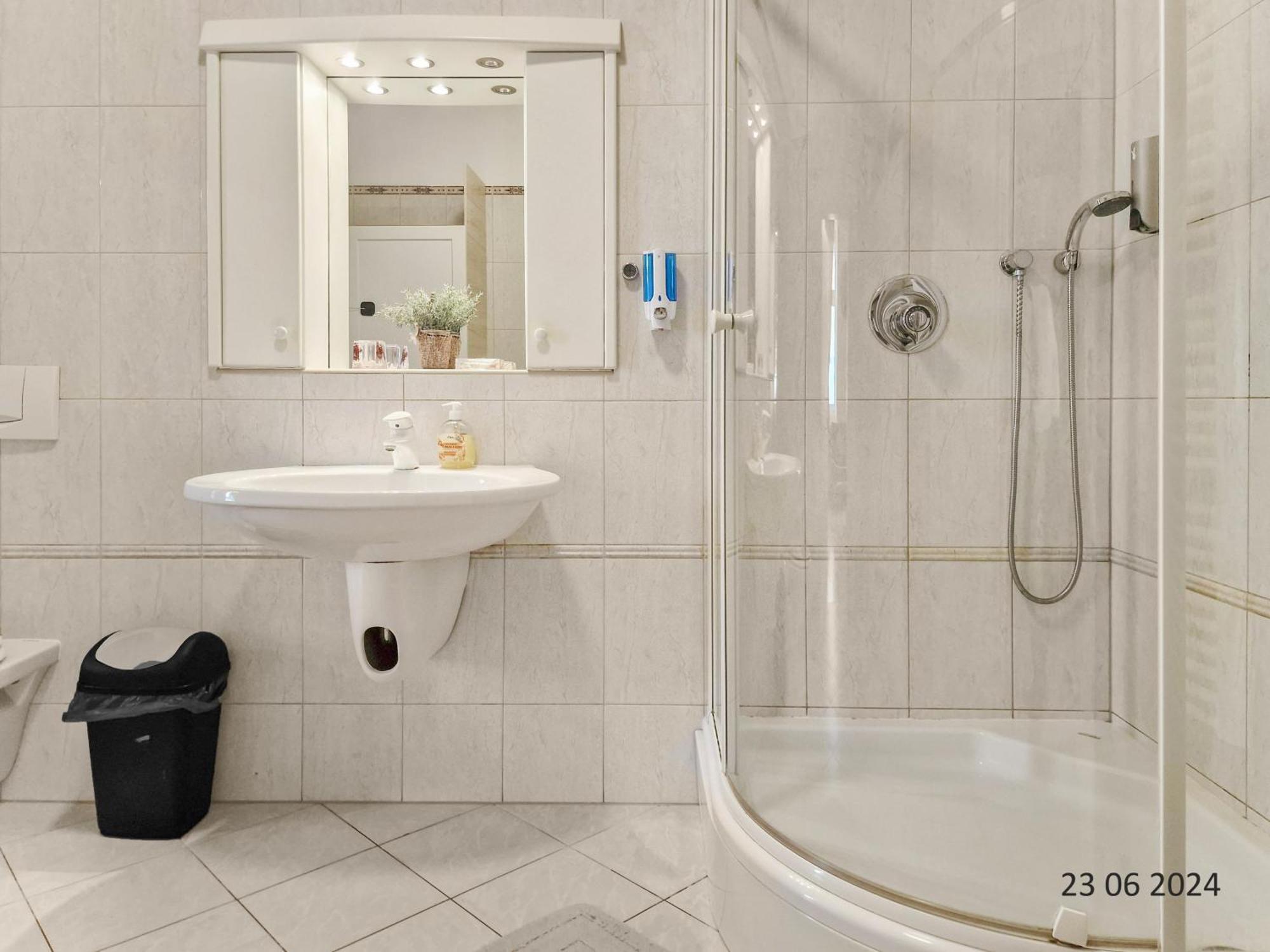 Four-Bedroom, Four King-Size Comfort Wiedeń Zewnętrze zdjęcie
